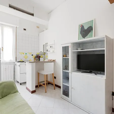 Guesthost - Istria M5 & Zara Comfy דירה מילאנו